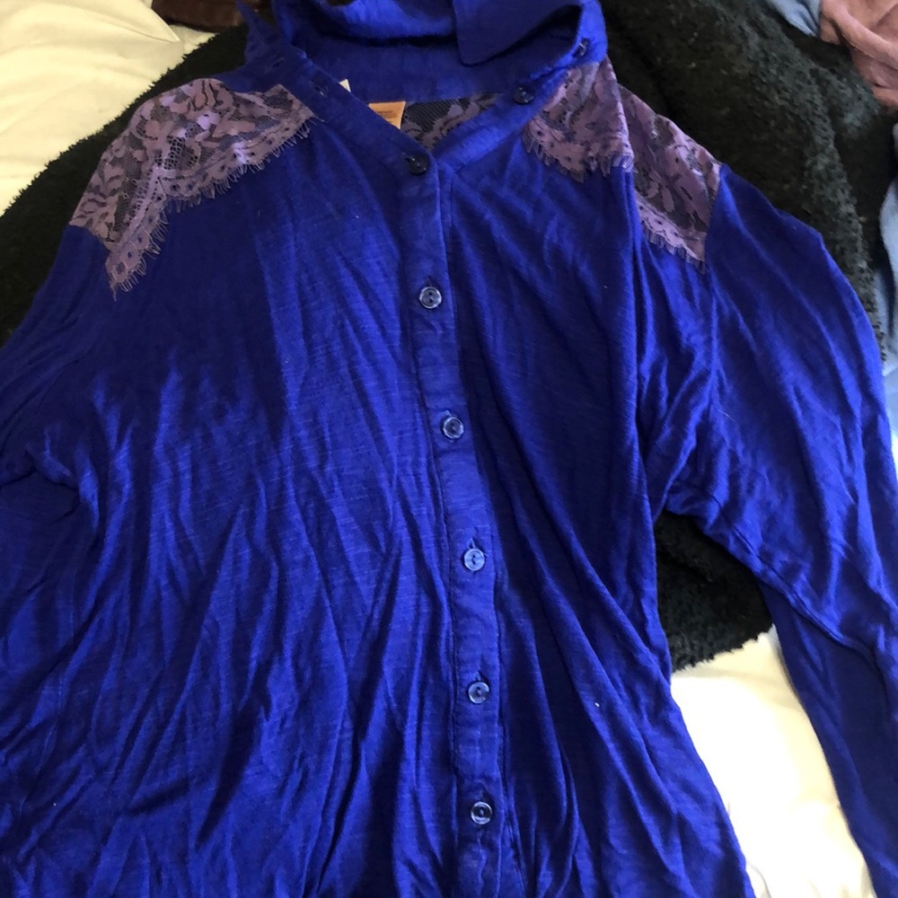 Cute long sleeve blouse